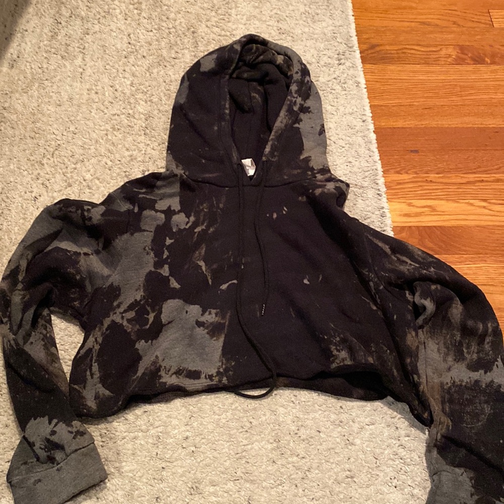 Tie dye cropped hoodie